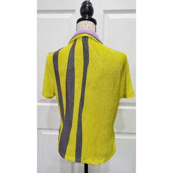 DKNY GOLF Yellow Lavender Gray Crinkle Fabric 1/2 Zip Short Sleeve Top Medium - Picture 4 of 5